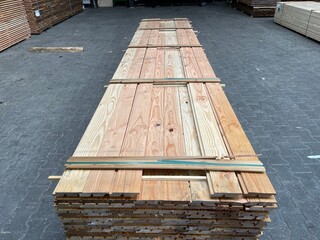 Ca. 55x Douglas Dubbele Rhombus Profiel, 25x137mm, lengte 500cm
